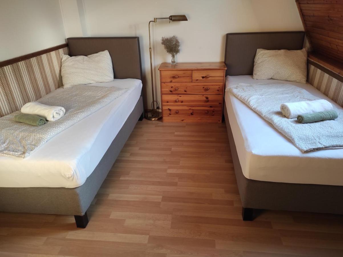 Fuevesi Vendeghaz Hotel Balatonfüred Екстериор снимка